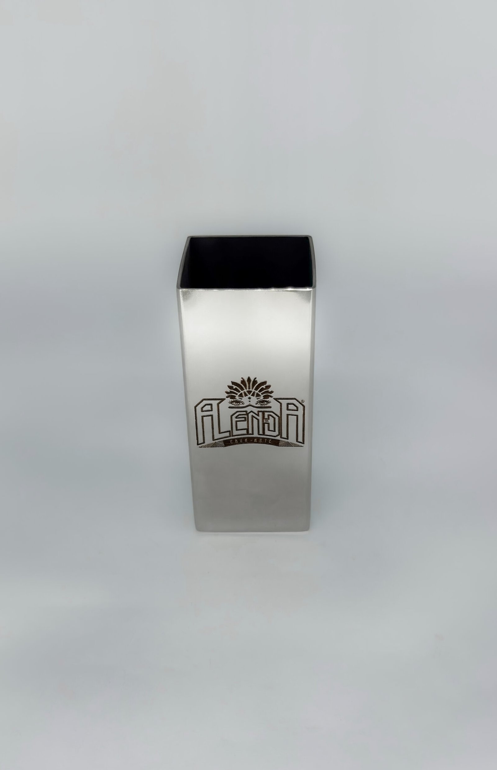 Copo Quadrado Em Inox Polido 260ML